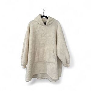 Throwzy by Mario Lorenz Women's Sherpa Oversized Blanket Hoodie Beige One Size